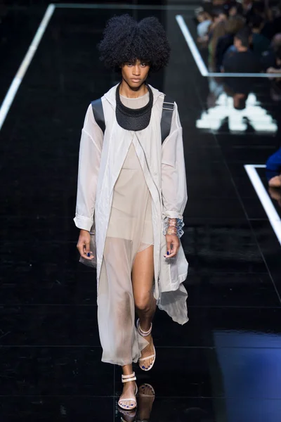 Look 35